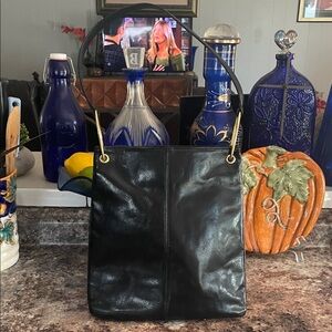 DKNY Black Leather Slim Shoulder Bag